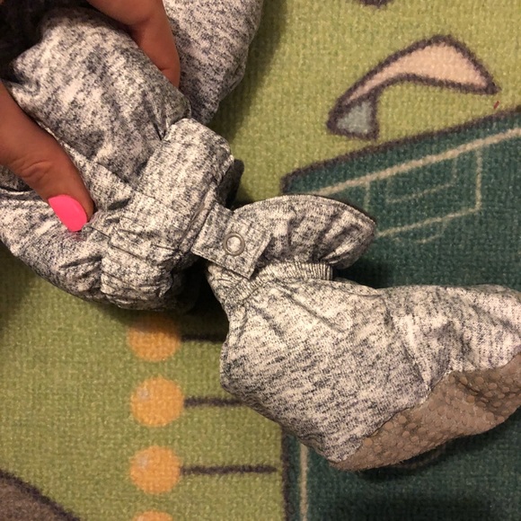 Down filled baby gap twin baby outerwear 0-6 mo. - Picture 2 of 5